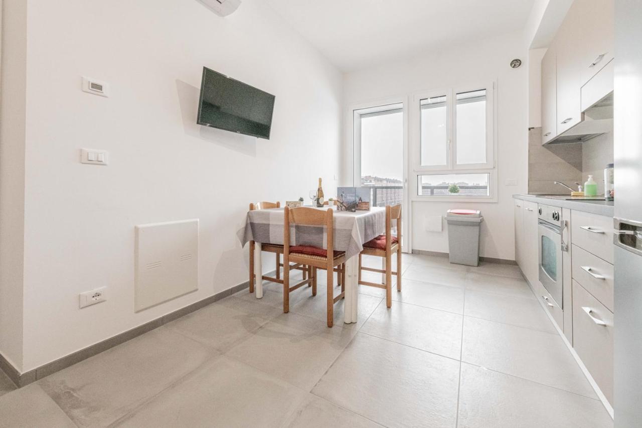 Appartamento Realkasa Fiera District Flat Bologna Esterno foto